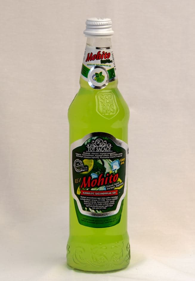 "Mohito" non-alcoholic carbonated beverage 0.5 liters — product photo