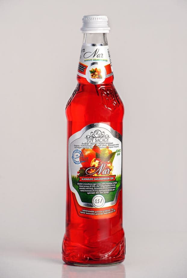 "Pomegranate" non-alcoholic carbonated beverage 0.5 liters — product photo