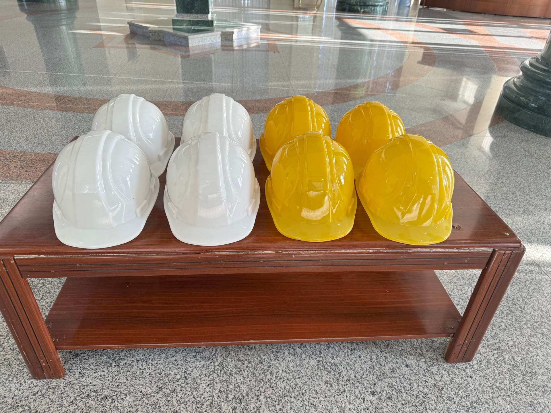 construction helmets — product photo