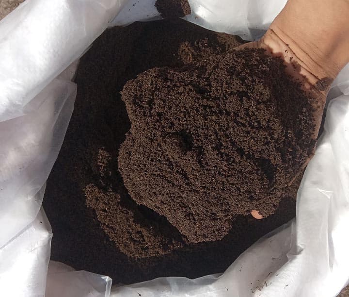 BIOGUMUS organiki dökün 40kg — Bıogumus Köneurgenç ürünü