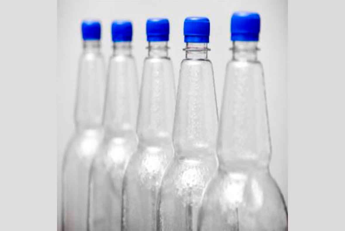 plastik şişeler 1.5 l. — ürün fotoğrafı