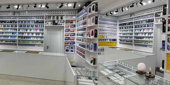 Ýaşlyk Mobile Store — gapak suraty