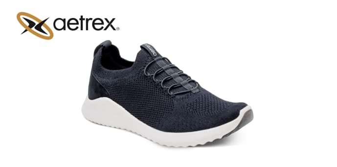 Women’s sneakers KINSLEY BLACK — product by Aetrex