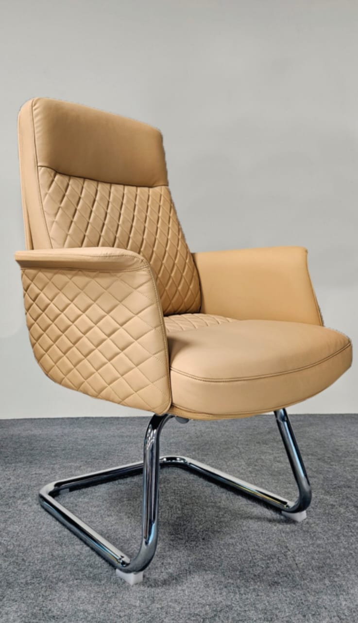 KARAR CHAIR